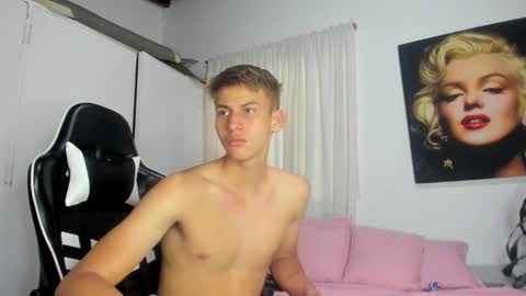 Snapshot of miguel_hz chatting on December 2024 08:16:01 PM Miguel Hernandez online show from December 2024 08:16:01 PM