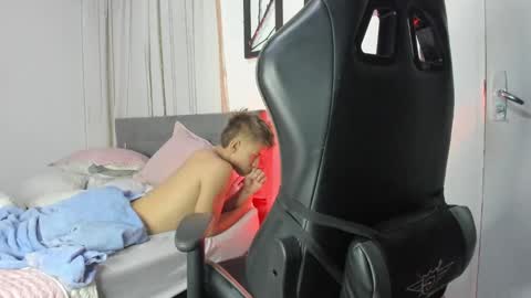 Snapshot of miguel_hz chatting on January 2025 03:09:02 AM Miguel Hernandez online show from January 2025 03:09:02 AM