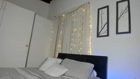 Snapshot of miguel_hz chatting on February 2025 12:37:02 AM Miguel Hernandez online show from February 2025 12:37:02 AM