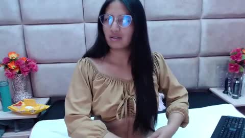 Snapshot of miha_smith chatting on March 2025 02:54:01 AM Miha online show from March 2025 02:54:01 AM
