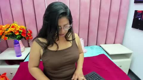 Snapshot of miha_smith chatting on September 2025 02:49:01 AM Miha online show from September 2025 02:49:01 AM