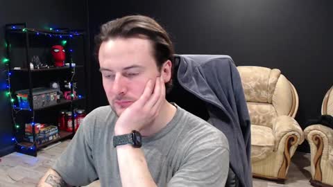 Snapshot of mihasikd chatting on January 2025 01:52:02 PM Misha Winchester online show from January 2025 01:52:02 PM