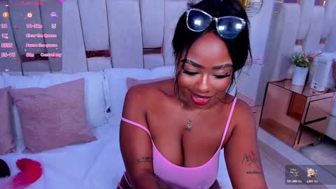 Miia Schwarz  online show from January 2025 06:39:01 PM