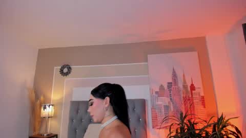 luisa online show from December 2024 12:28:01 PM