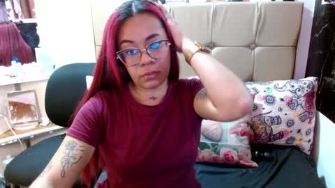 Snapshot of miia_spencer_ chatting on December 2024 04:49:01 PM miia online show from December 2024 04:49:01 PM