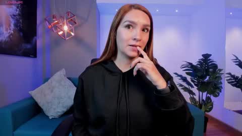 Miia 3 online show from February 2026 12:09:01 PM