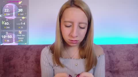 Snapshot of miiaa_doll chatting on October 2025 01:17:02 AM MIIA online show from October 2025 01:17:02 AM