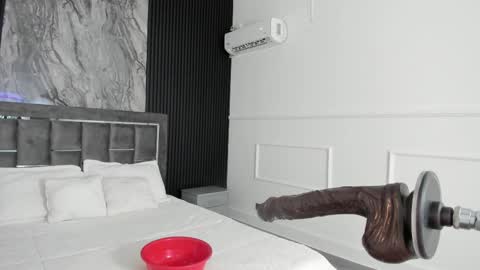 Mia Monroe online show from March 2025 05:51:01 AM