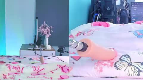 miiastone_cm online show from June 2026 07:07:01 PM