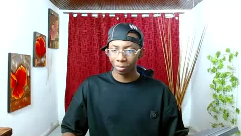 Snapshot of miilo18 chatting on April 2026 09:03:01 AM milo online show from April 2026 09:03:01 AM