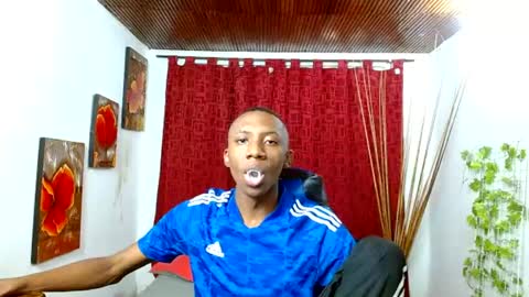 Snapshot of miilo18 chatting on April 2026 02:45:02 PM milo online show from April 2026 02:45:02 PM