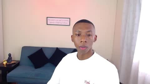 Snapshot of miiloo18 chatting on October 2025 07:55:02 PM Jordan online show from October 2025 07:55:02 PM