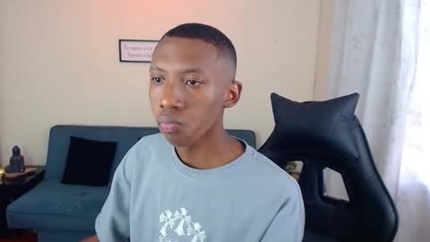 Snapshot of miiloo18 chatting on October 2025 08:11:02 PM Jordan online show from October 2025 08:11:02 PM