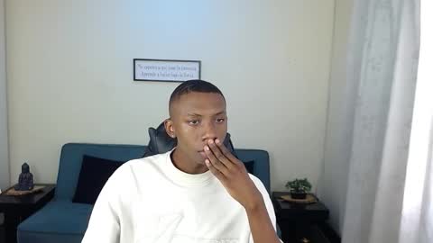 Snapshot of miiloo18 chatting on October 2025 08:09:02 PM Jordan online show from October 2025 08:09:02 PM