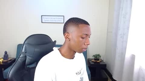 Snapshot of miiloo18 chatting on November 2025 08:41:02 PM Jordan online show from November 2025 08:41:02 PM