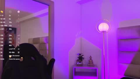   online show from December 2024 11:26:02 PM