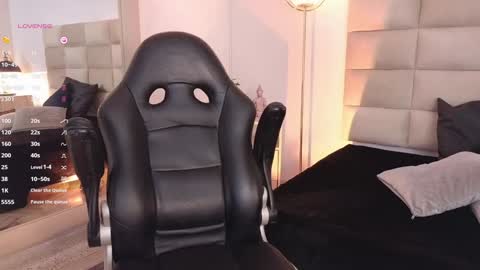   online show from December 2024 10:12:01 PM