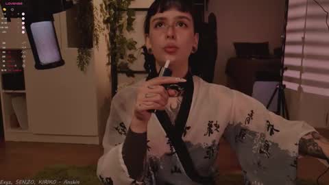 mika_moon_ online show from September 2025 05:46:01 PM