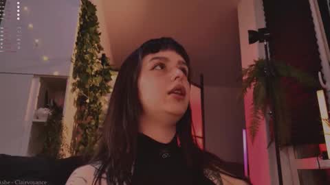 mika_moon_ online show from November 2025 07:01:02 PM