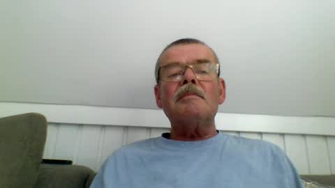 mikael42 online show from July 2026 01:13:01 PM