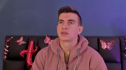 mikael online show from February 2026 01:46:02 AM