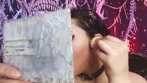 Mika online show from November 2025 09:24:02 PM