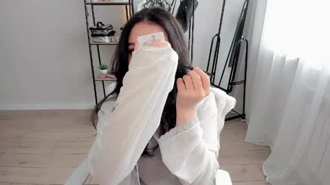 mikasssu online show from April 2026 11:23:01 AM