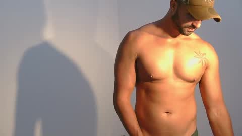 Snapshot of mike4fun99 chatting on May 2026 02:40:01 AM mike online show from May 2026 02:40:01 AM