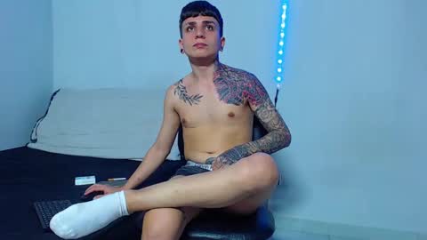 Mike IMDEPENDIENT MODEL online show from February 2025 06:15:02 AM