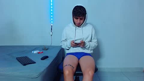 Mike IMDEPENDIENT MODEL online show from October 2025 04:51:02 AM