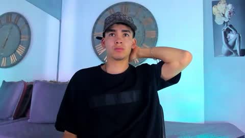 Mike 0233 online show from January 2025 03:40:01 AM