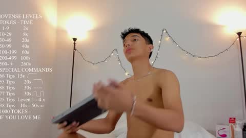 Mike Tylor online show from December 2024 12:09:02 PM