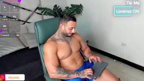 Mike Belle online show from October 2025 08:27:02 PM