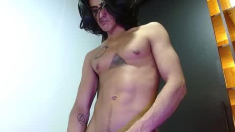 mike_d1030 online show from November 2025 01:53:01 AM