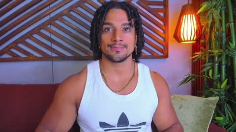 Snapshot of mike_estevess chatting on January 2025 06:23:02 AM online show from January 2025 06:23:02 AM