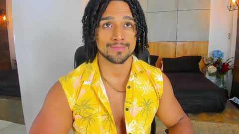 Snapshot of mike_estevess chatting on January 2025 12:29:02 PM online show from January 2025 12:29:02 PM