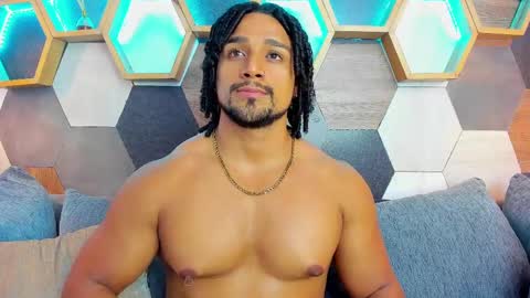 Snapshot of mike_estevess chatting on March 2025 08:27:01 AM online show from March 2025 08:27:01 AM