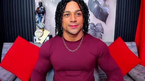 Snapshot of mike_estevess chatting on September 2025 08:16:02 AM online show from September 2025 08:16:02 AM