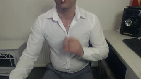 Snapshot of mike_master30 chatting on December 2024 06:09:02 AM MikeMaster online show from December 2024 06:09:02 AM