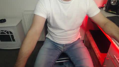 Snapshot of mike_master30 chatting on December 2024 02:09:01 PM MikeMaster online show from December 2024 02:09:01 PM