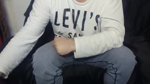 Snapshot of mike_master30 chatting on December 2024 09:07:01 AM MikeMaster online show from December 2024 09:07:01 AM