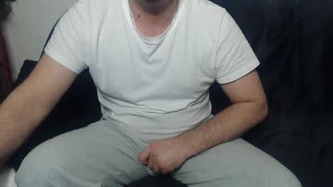 Snapshot of mike_master30 chatting on January 2025 03:15:01 PM MikeMaster online show from January 2025 03:15:01 PM