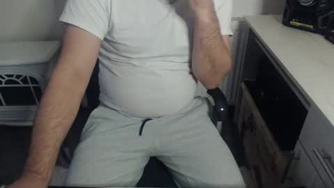 Snapshot of mike_master30 chatting on February 2025 12:50:01 PM MikeMaster online show from February 2025 12:50:01 PM