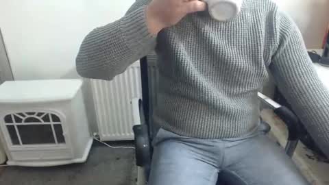 Snapshot of mike_master30 chatting on February 2025 09:15:02 AM MikeMaster online show from February 2025 09:15:02 AM