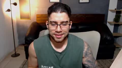 Snapshot of mike_montoya chatting on June 2026 12:22:02 AM Mike Montoya online show from June 2026 12:22:02 AM