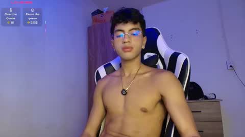 Mike Pineapple online show from July 2026 03:42:01 AM