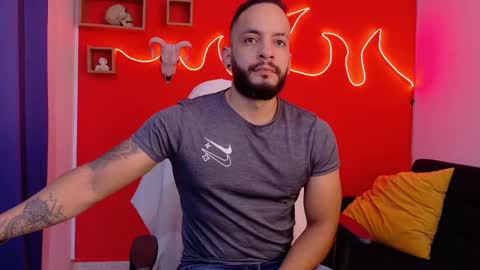 Mike online show from November 2025 12:20:01 PM