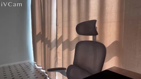 Snapshot of mike_wazowski_321 chatting on May 2026 01:06:01 PM Mike Wazowski online show from May 2026 01:06:01 PM