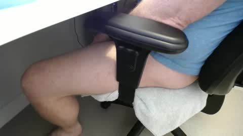 Snapshot of mikeashford chatting on December 2024 01:54:02 PM mikeashford online show from December 2024 01:54:02 PM