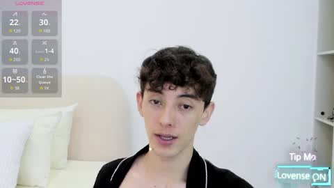 Mikebelf4 online show from April 2026 04:37:01 PM